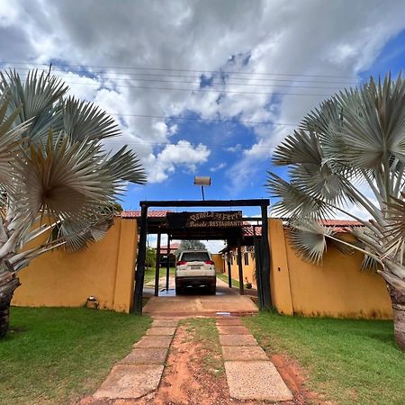 Pousada Panela De Ferro Mateiros Exteriör bild